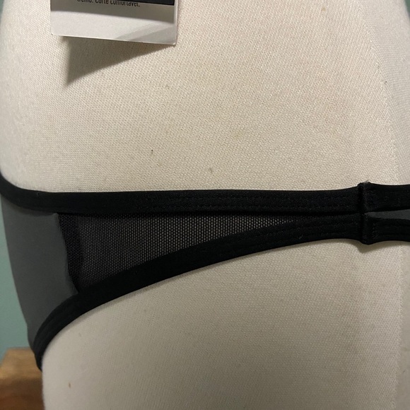 Adidas - Women’s swimwear bikini bottom-L - Picture 2 of 7